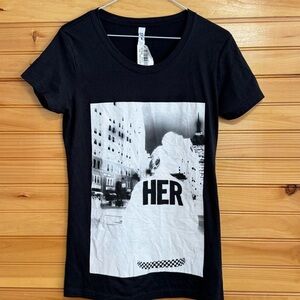HER Black and White Graphic Women's Top Large NWT